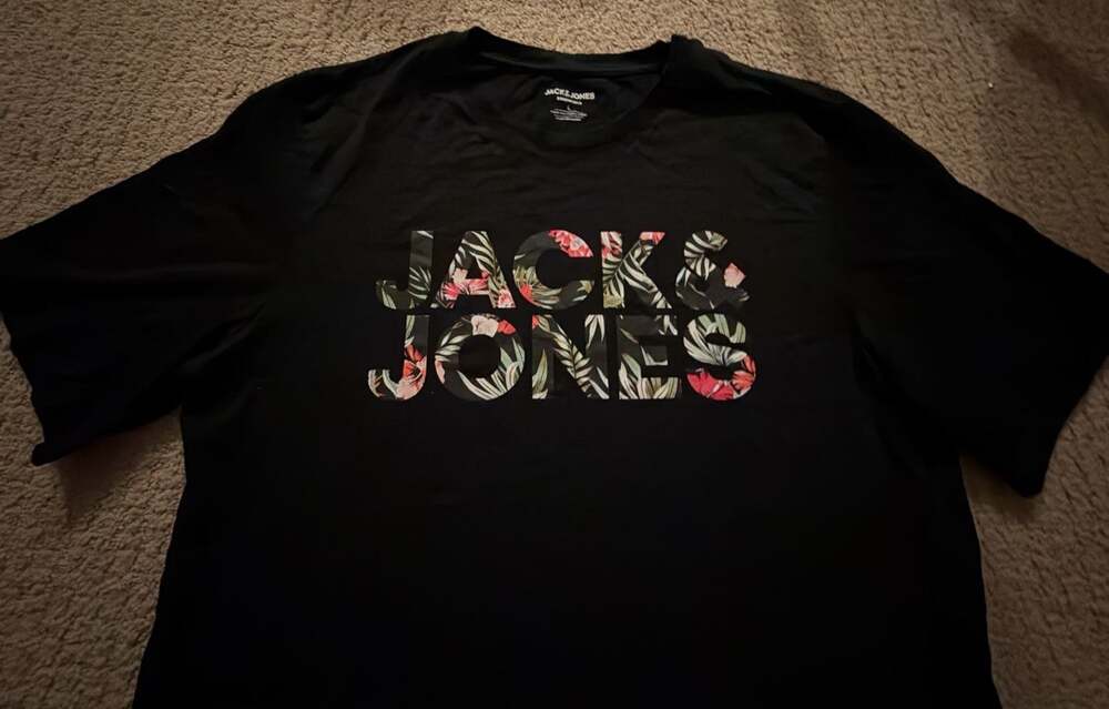 Jack & Jones JJEJEFF Corp Logo Tee Organic Cotton Black Floral Print T-Shirt